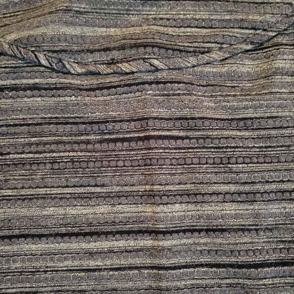 Women's Size Medium Apt. 9 Sleeveless navy top - Picture 6 of 6